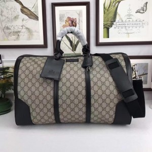 Gucci cream canvas travel bag GC06BM075