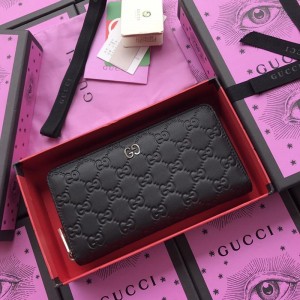 Gucci black zipped leather wallet GC07WM024