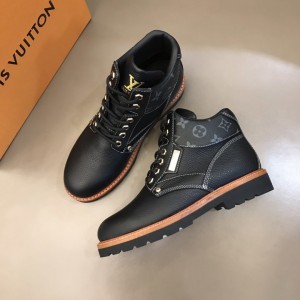 LV black leather and LV's Monogram on the Oberkampf ankle Boots MS021210 Updated in 2019.11.28